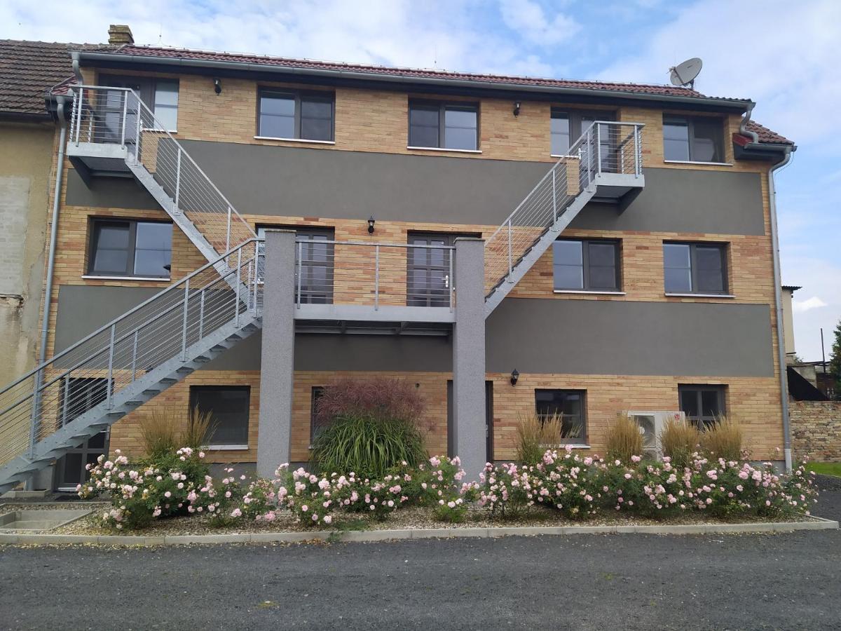Ubytování na statku Račice Racice (Usti nad Labem) Exterior foto
